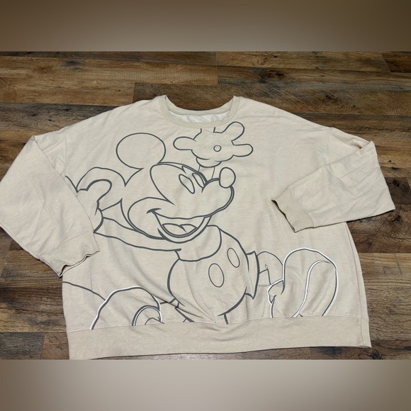 Disney Mickey Mouse XXL Cream Sweatshirt

🚨LAST CHANCE!!🚨 - Picture 2 of 7